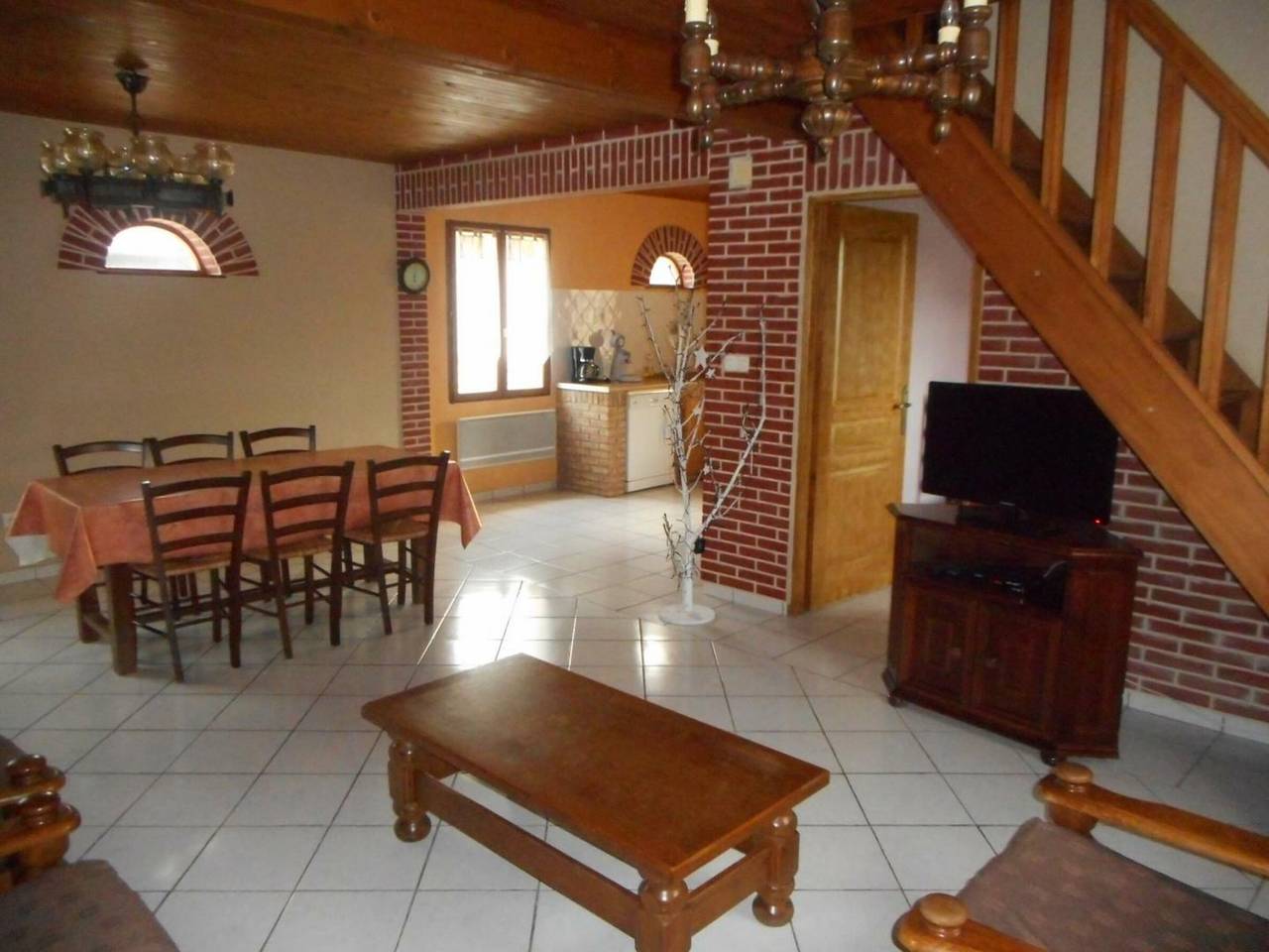 Gîte spacieux avec jardin, terrasse, Wifi et accueil chevaux près de Calais-Boulogne-Saint Omer in Sanghen, Région de Calais