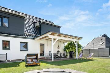 Ferienhaus für 15 Personen, mit Sauna und Garten in Hessen