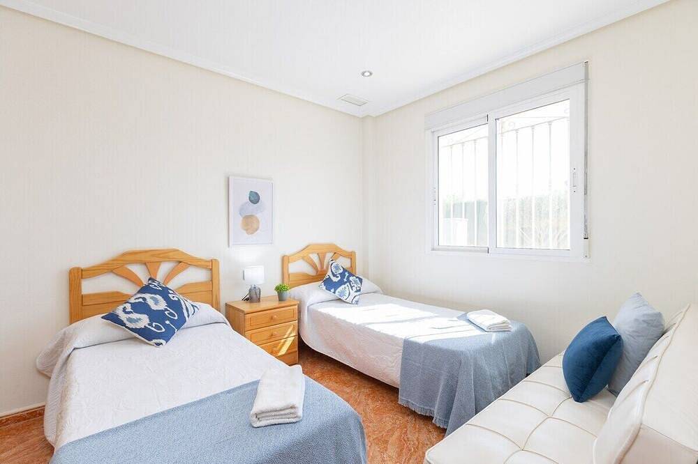 Fidalsa Dom Perignon in Crevillent, Alicante Province