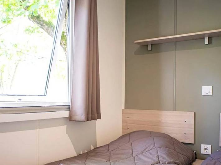 Camping pour 6 personnes, avec terrasse et piscine dans le Limousin - 4