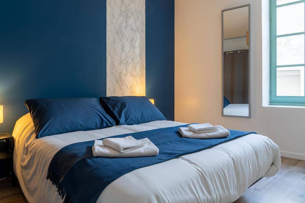 Appartement entier, One-Bedroom Apartment in Montélimar, Région de nyons
