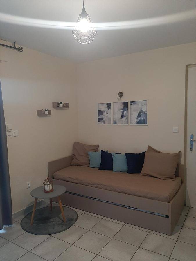 Mobil home pour 4 personnes, avec vue et sauna ainsi que jardin et piscine à Chaveignes - 3