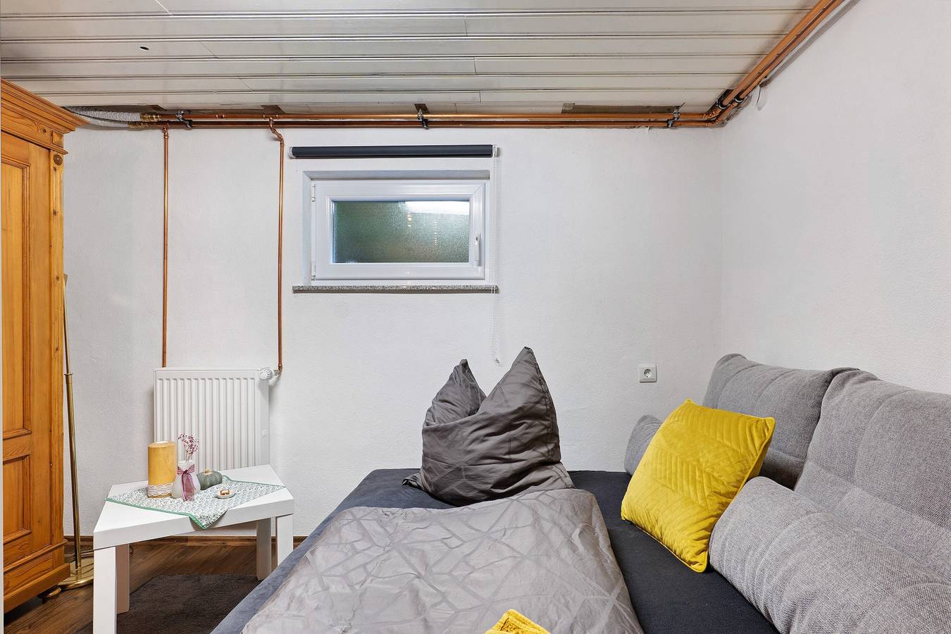 Pension 'Sleep and Go' mit Gemeinschaftsgarten und Wi-Fi in Mundelsheim, Landkreis Ludwigsburg
