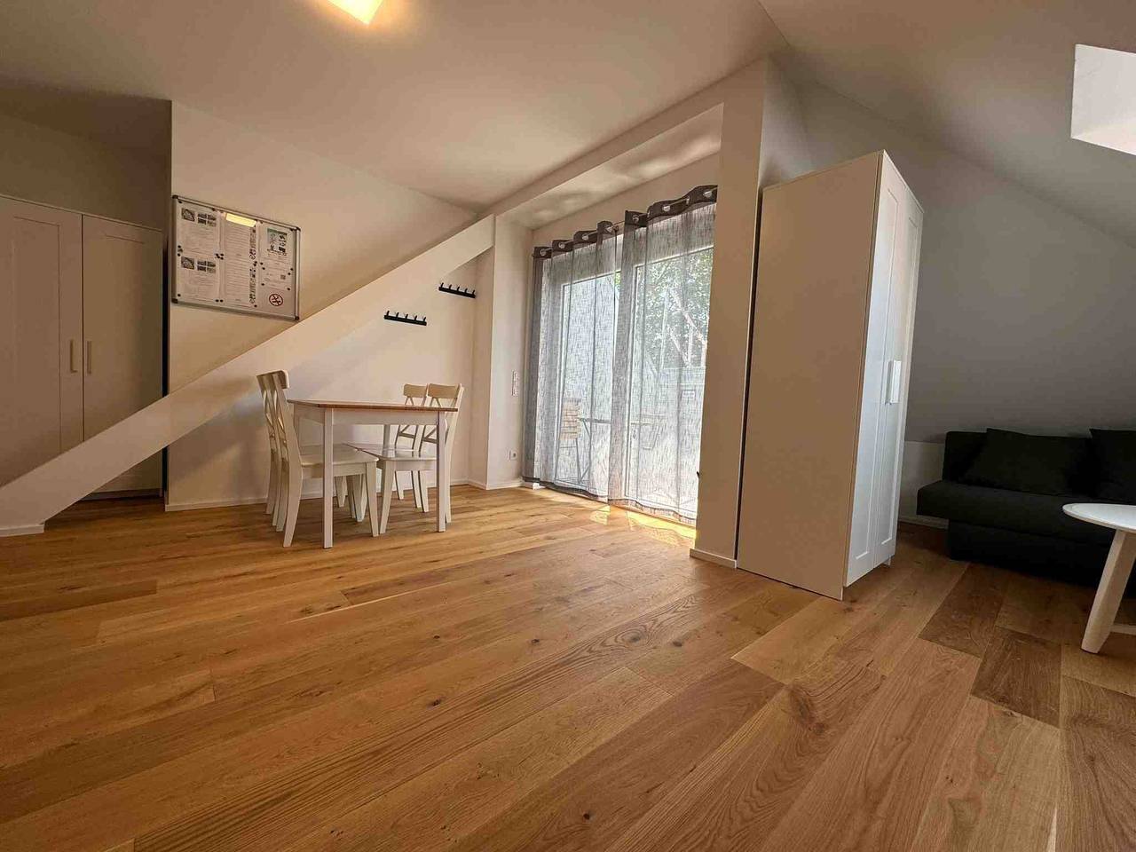 Ganze Ferienwohnung, Am11I4 Moderne Monteurwohnung in Amberg, Ostbayern