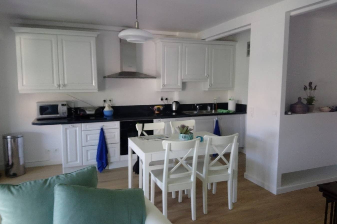 Hel leilighet, Spacious 70 m² flat with Balcony and sea view! in Cannes La Bocca, Cannes