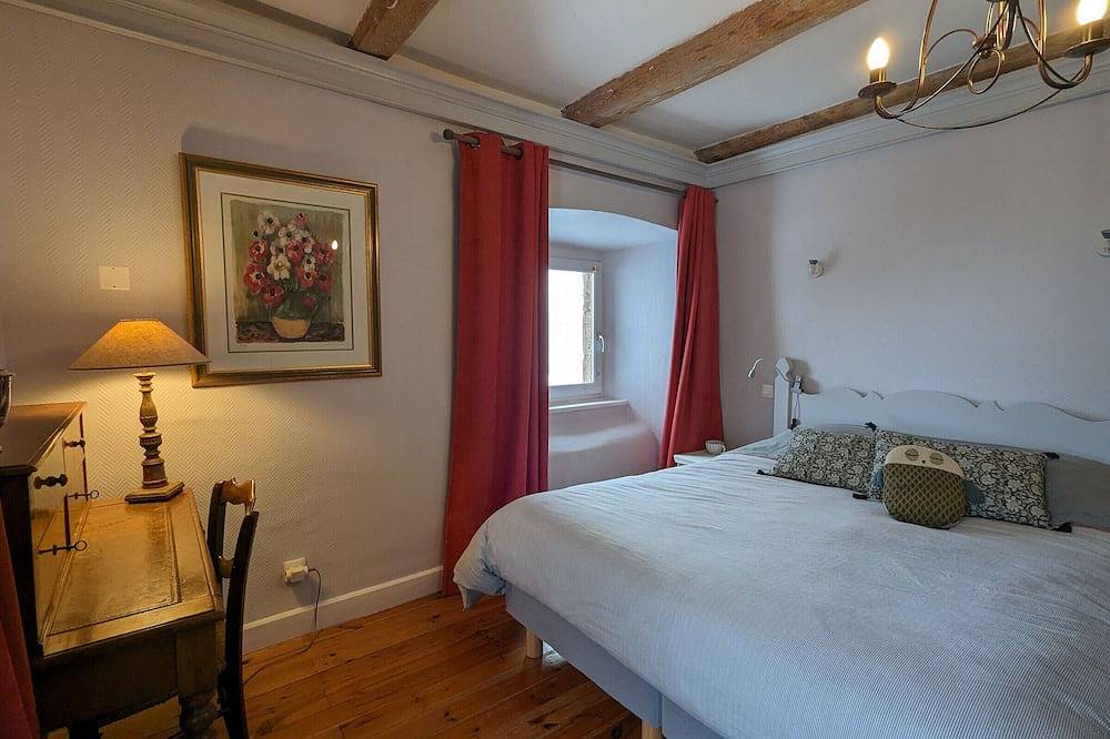 Gîte rustique au cœur de l'Allier avec poêle à bois in Saint-Bérain, Haute-Loire