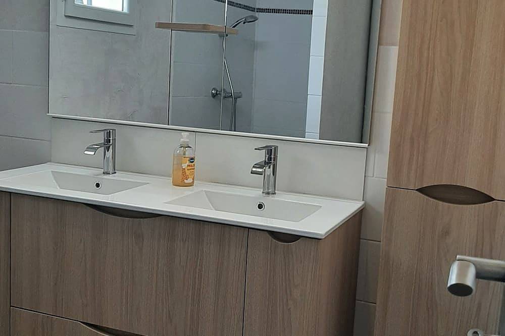 Verdon region, house with terrace and garden, 3 bdrms, discount/2nd week in Régusse, Región Brignoles