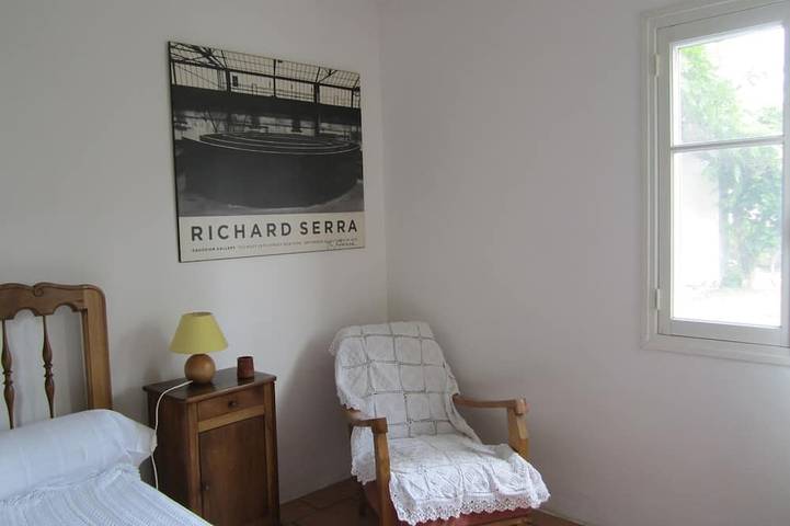 Location de vacances pour 5 personnes, avec jacuzzi et jardin ainsi que terrasse et piscine à Entrepierres - 4