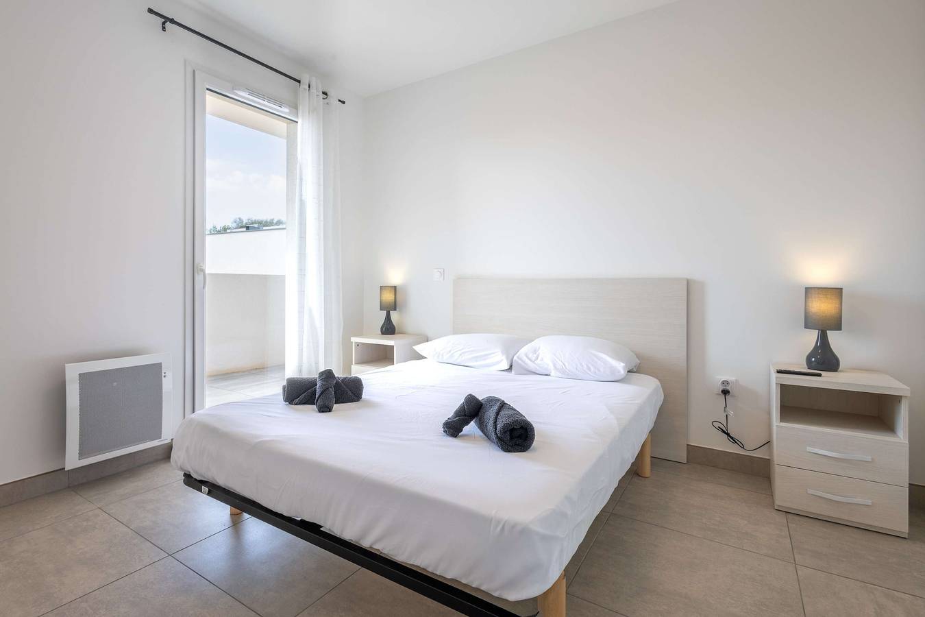 Appartement entier, Spacious Apartment Near the Sea in Sérignan, Côte méditerranéenne (France)