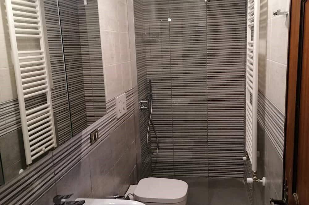 Apartamento entero, Apartamento en el Borgo delle Stelle. Amplia terraza con una vista maravillosa in Perinaldo, Alpes Ligures
