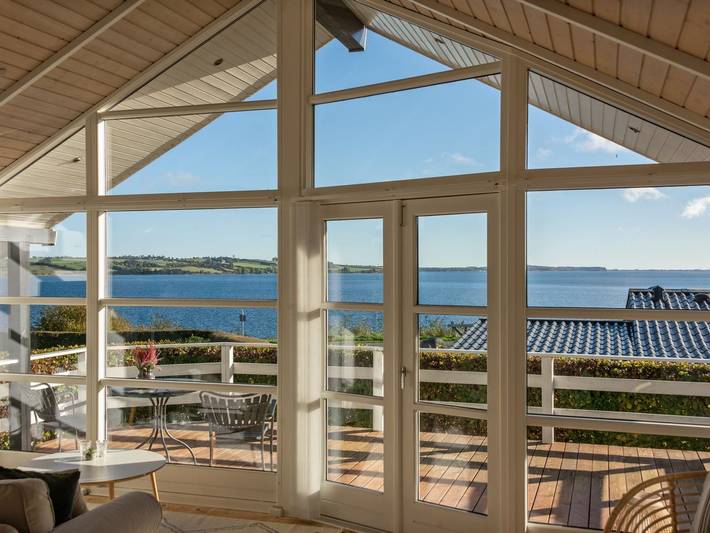 Ferieudlejning for 6 personer, med Jacuzzi og Terrasse i Vemmingbund