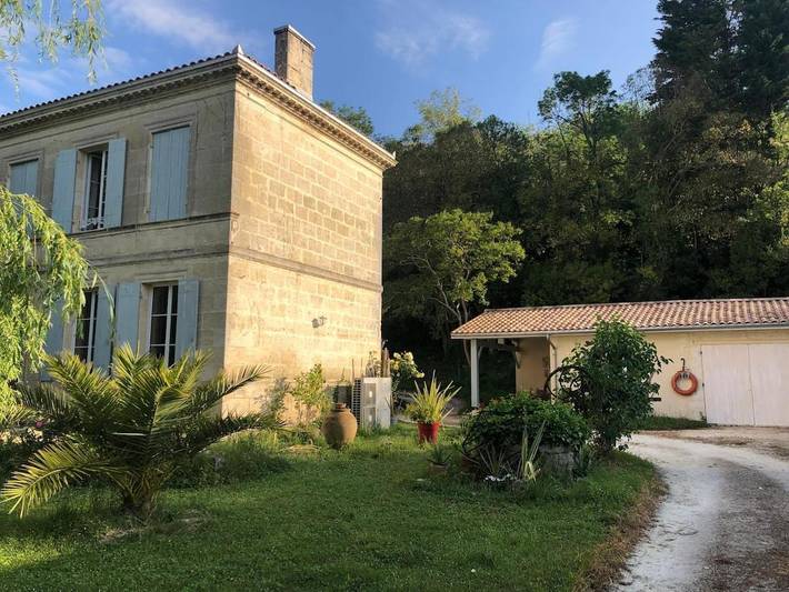 Location de vacances pour 4 personnes, avec vue et jardin, animaux acceptés à Bayon-sur-Gironde - 2