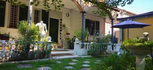 Gîte pour 2 personnes, avec jardin et vue à Bologne