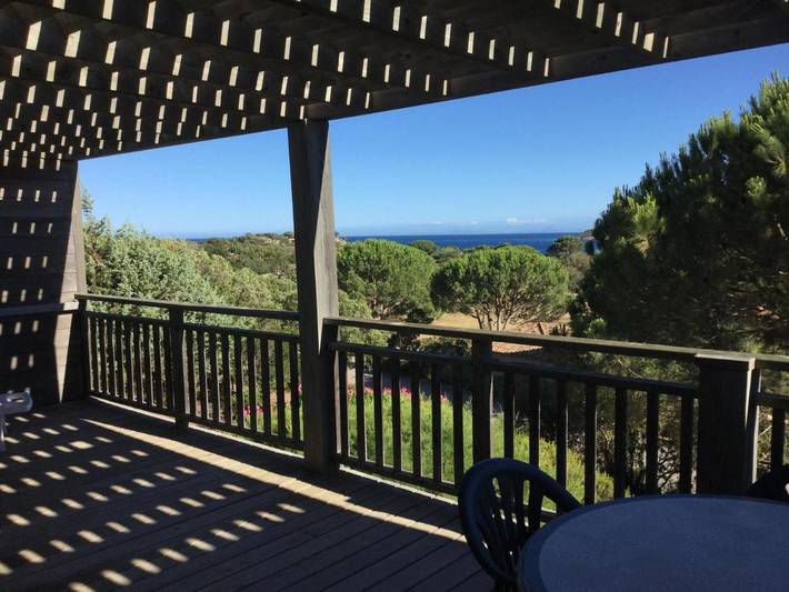 Villa pour 6 personnes, avec vue ainsi que jardin et piscine à Porto-Vecchio - 2