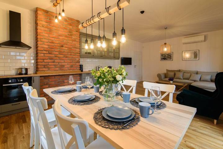 Alojamiento y desayuno para 4 personas, con jardín además de vistas al lago y vistas - 1