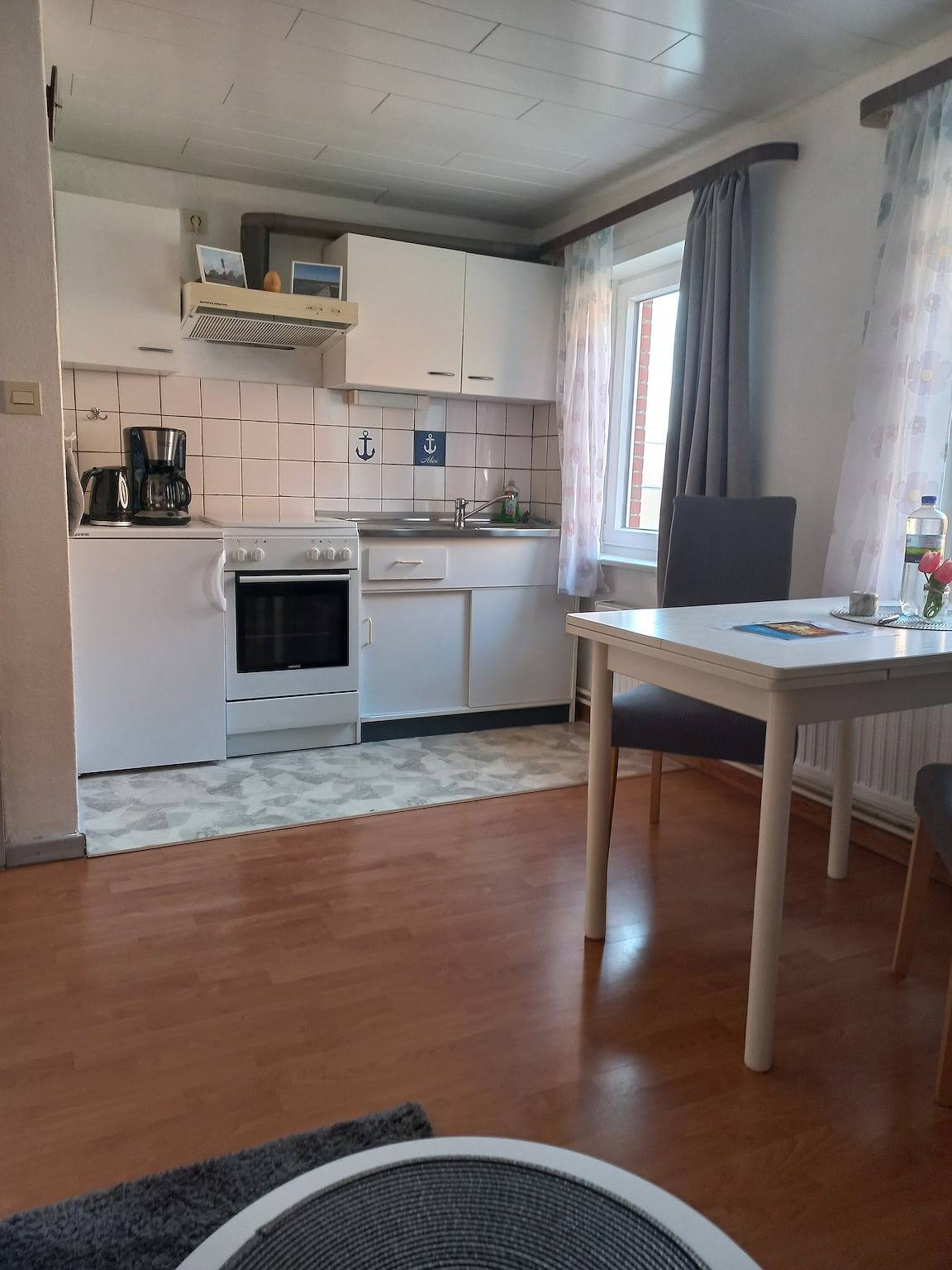 Geheel appartement, Appartement 'Ferienhof Knudsen, Seepferdchen' met gedeeld terras, tuin en wifi in Pellworm, Nordseeküste