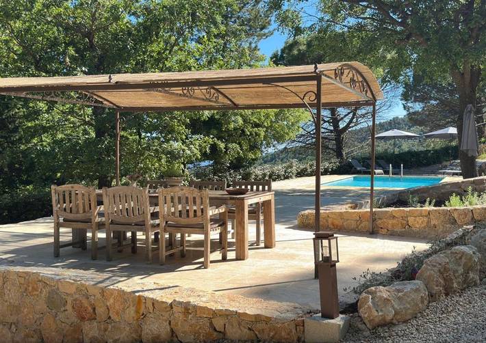 Villa pour 10 personnes, avec vue sur le lac et jardin ainsi que vue et piscine à Seillans - 2