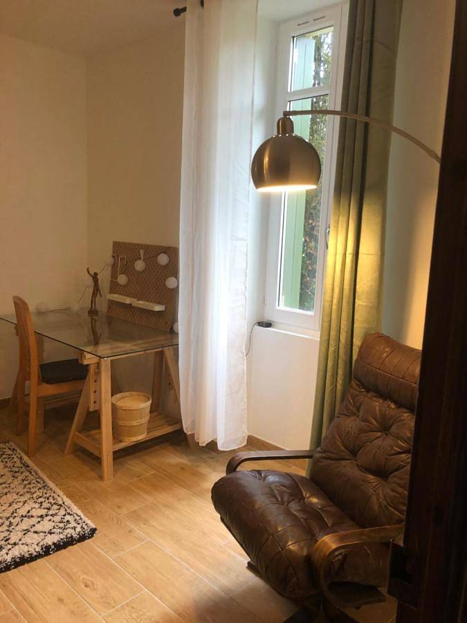 Gîte pour 2 personnes, avec jardin dans La Brousse - 4