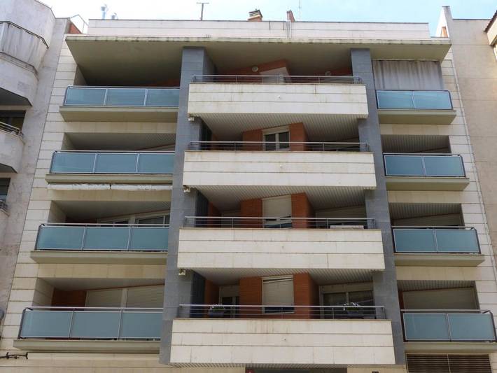 Gîte pour 6 personnes, avec vue et balcon, adapté aux familles à Lleida - 3