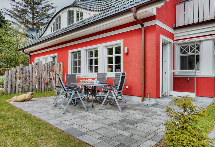 Ferienhaus für 8 Personen, mit Balkon und Terrasse sowie Garten und Sauna