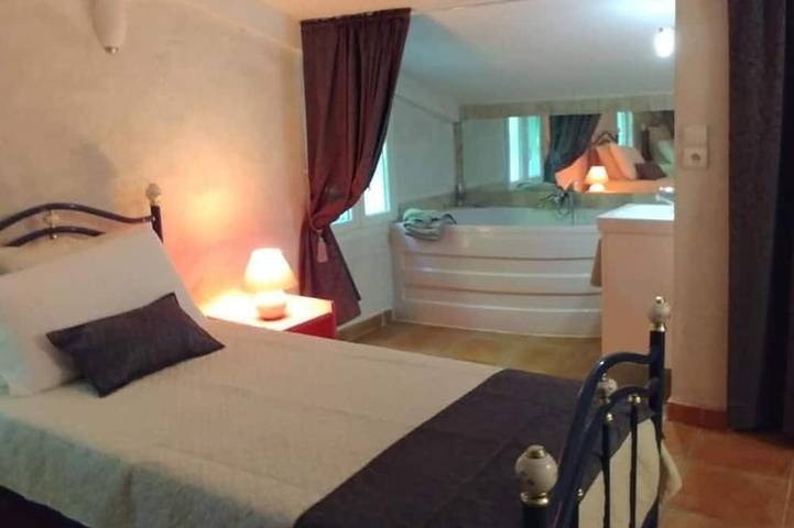 Gîte pour 6 personnes, avec jardin et terrasse à Luri - 4