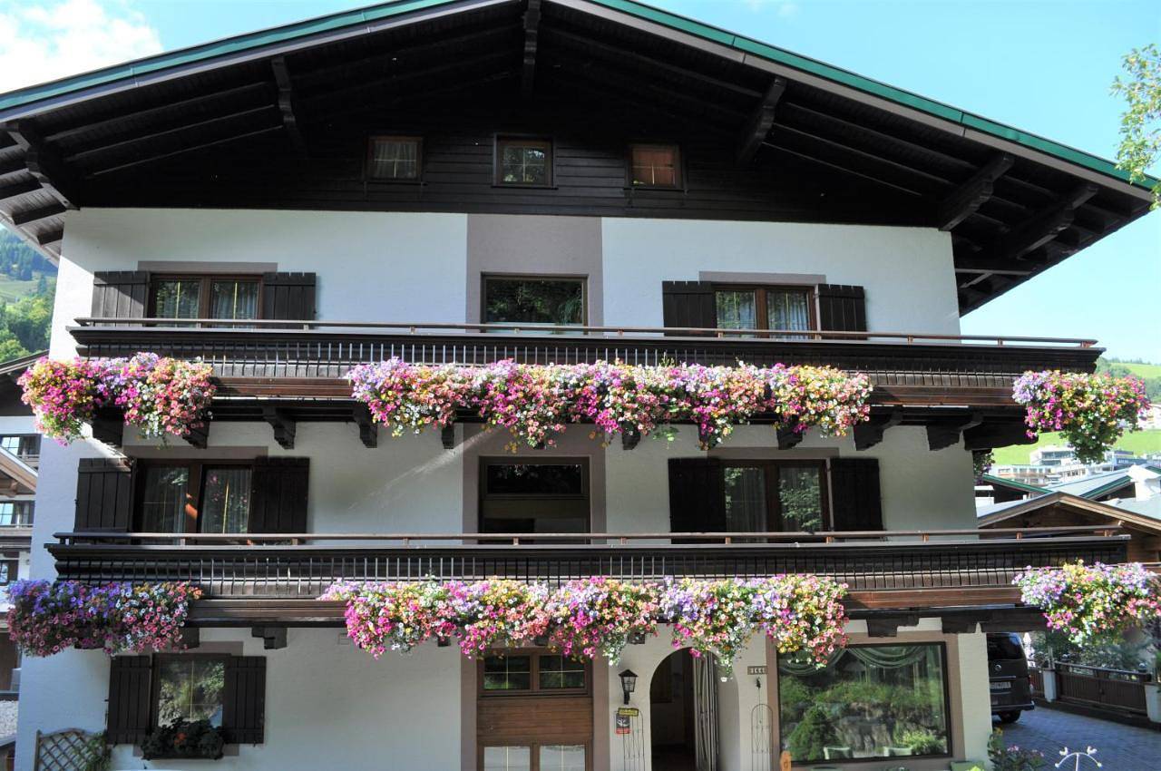 Standard Double Room in Hinterglemm, Saalbach-Hinterglemm