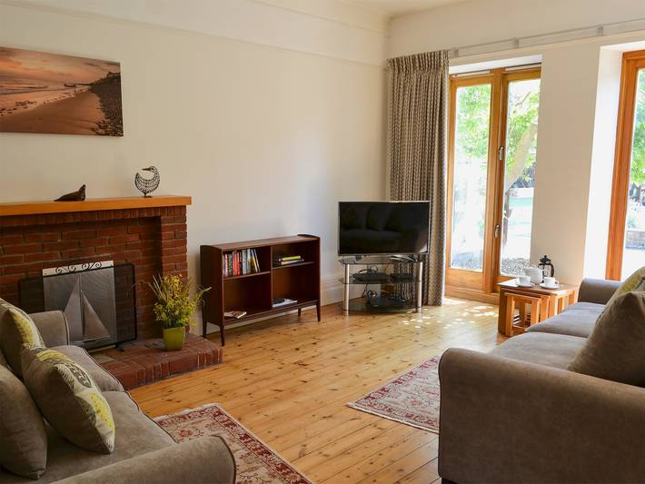 Cottage for 4 people, with garden, with pets in Sheringham