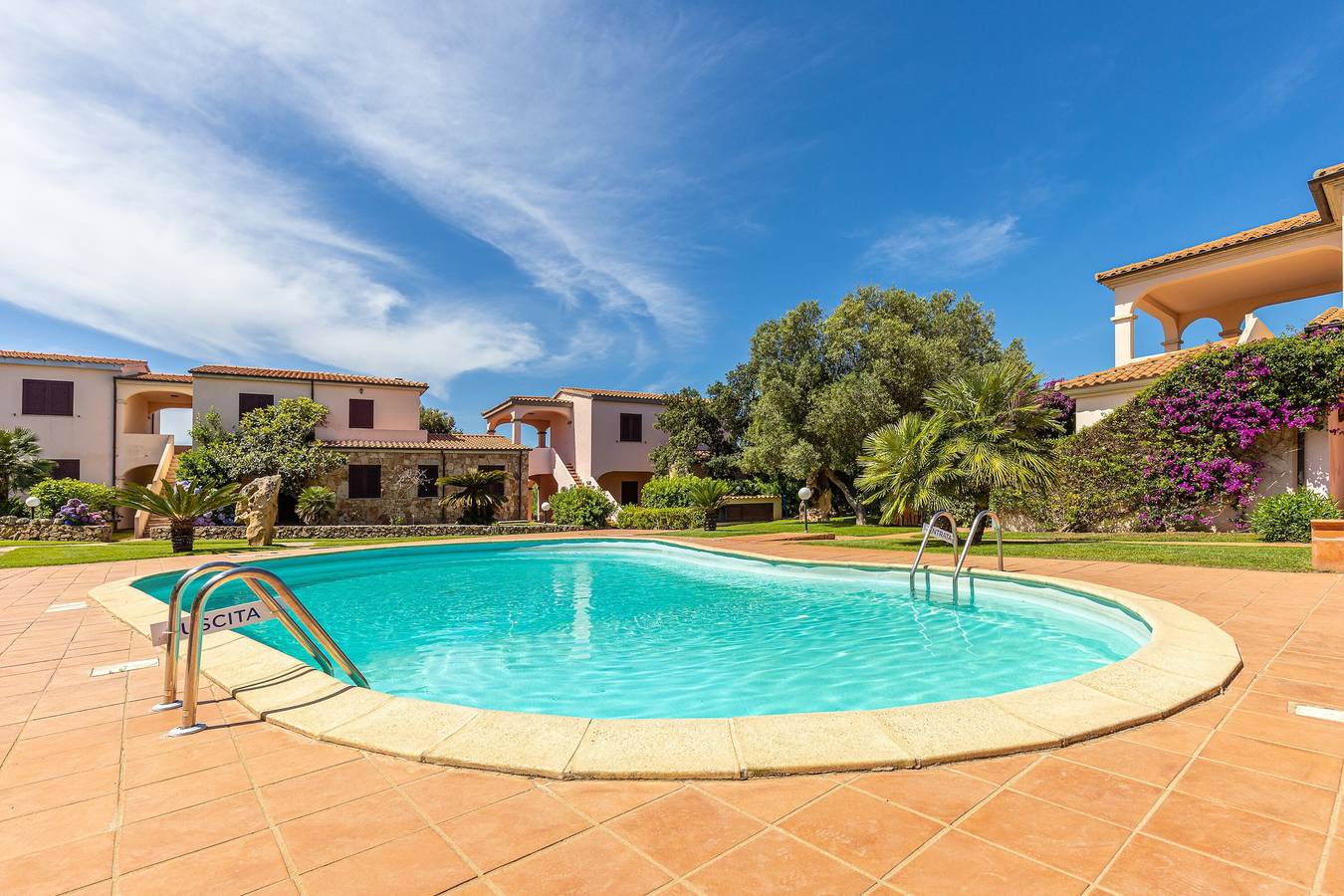 Incantevole casa vacanze "Sa Pedra Romantica" con giardino, terrazza e piscina in Monte Petrosu, San Teodoro