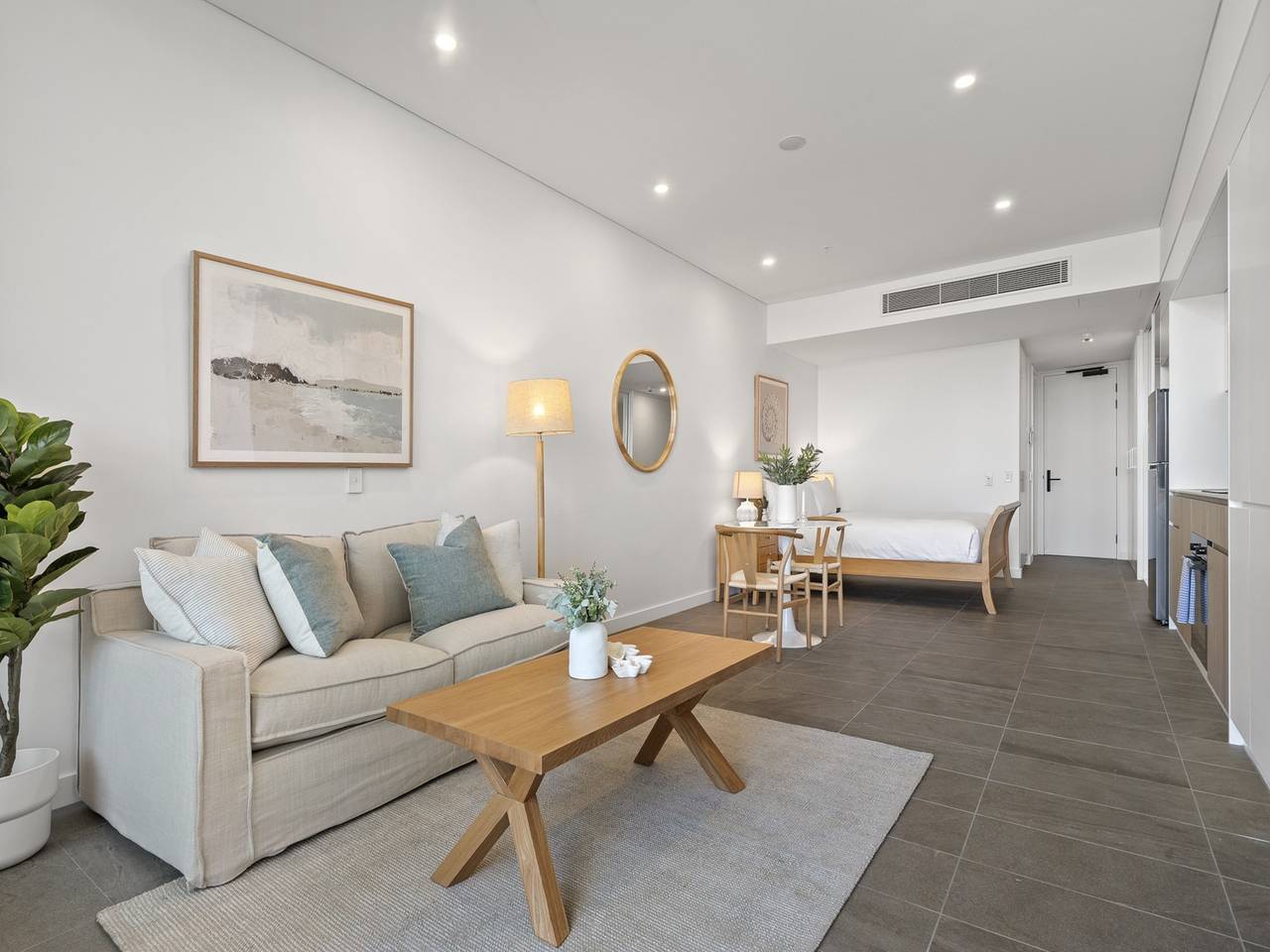 Entire studio, Chic Ground-Floor Studio Near Local Cafés in North Fremantle, Perth