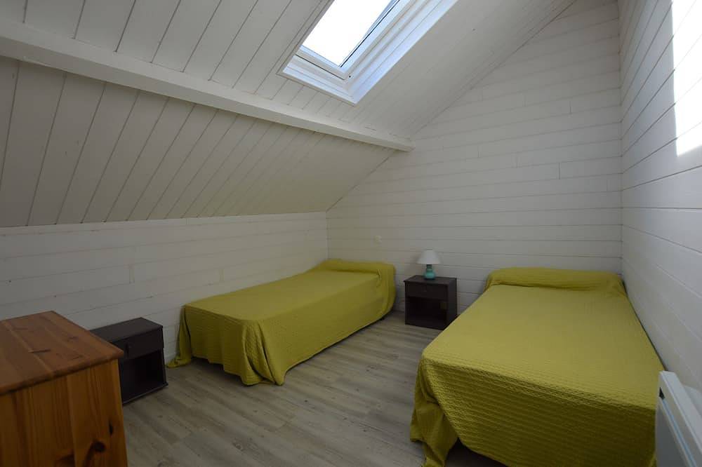 Proche Plage Agreable Maison 3 Chambres, 2 Salles De Bains in Claouey, Lège-Cap-Ferret