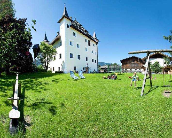 Vakantiewoning voor 6 personen, with uitzicht and tuin as well as sauna, kindvriendelijk in Maishofen