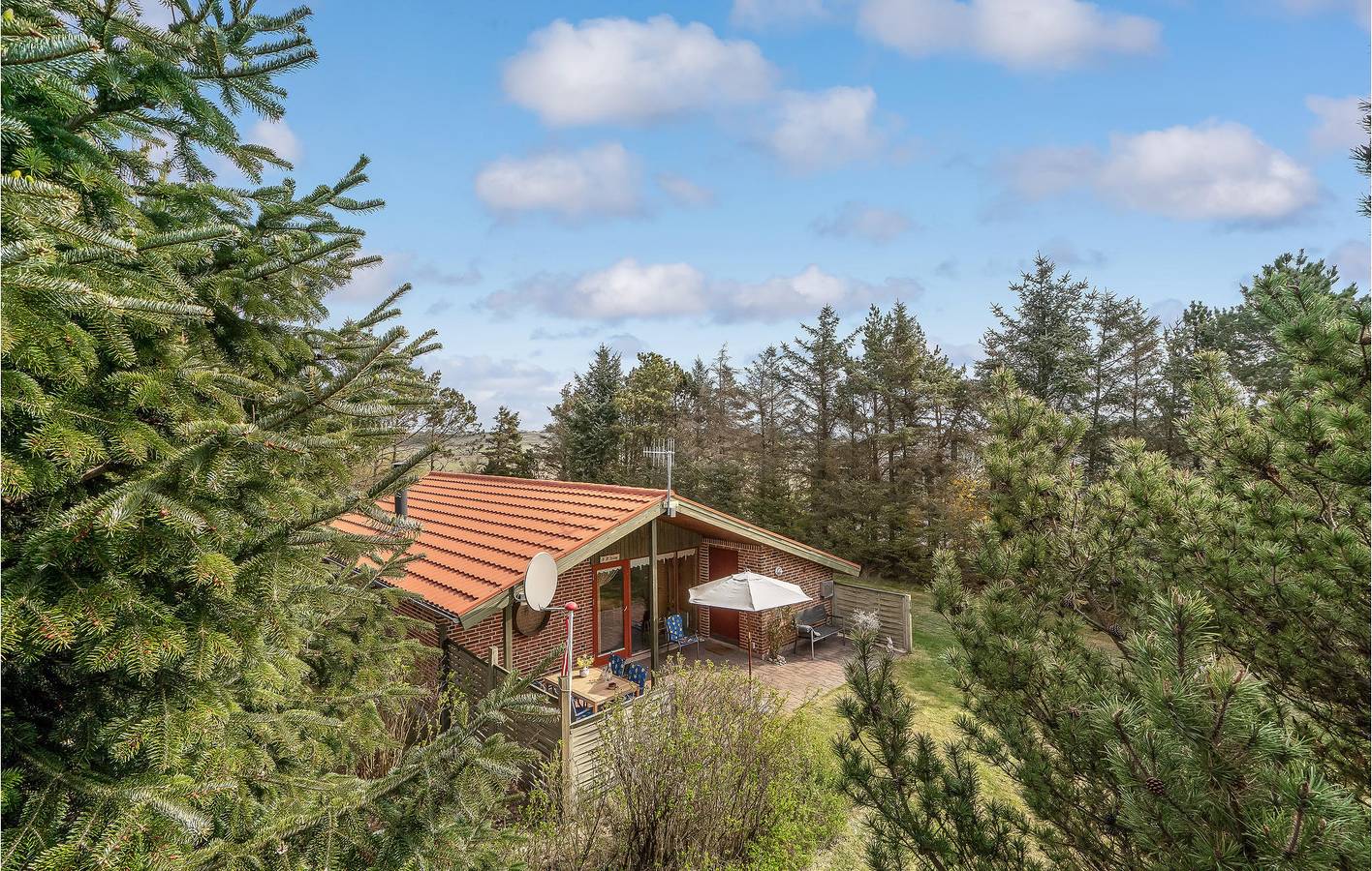 Holiday home for 4 people with garden in Limfjord in Nordjütland