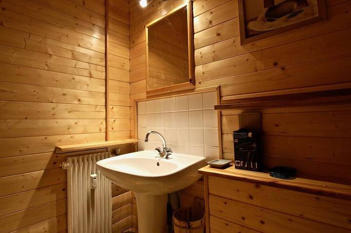 Gîte pour 4 personnes, avec balcon, animaux acceptés dans Office de Tourisme de Chamrousse - 3