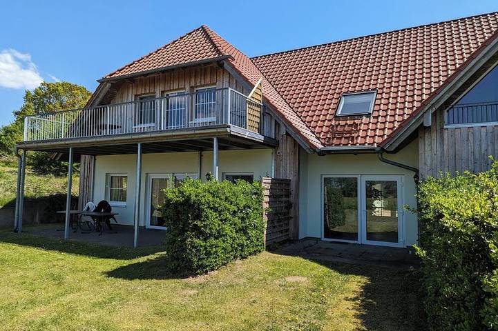 Ferienwohnung für 6 Personen, mit Garten und Terrasse in Alt Schwerin