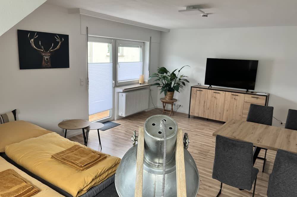 Ganze Wohnung, Gemütliche Ferienwohnung im historischen Winningen in Winningen, Osteifel