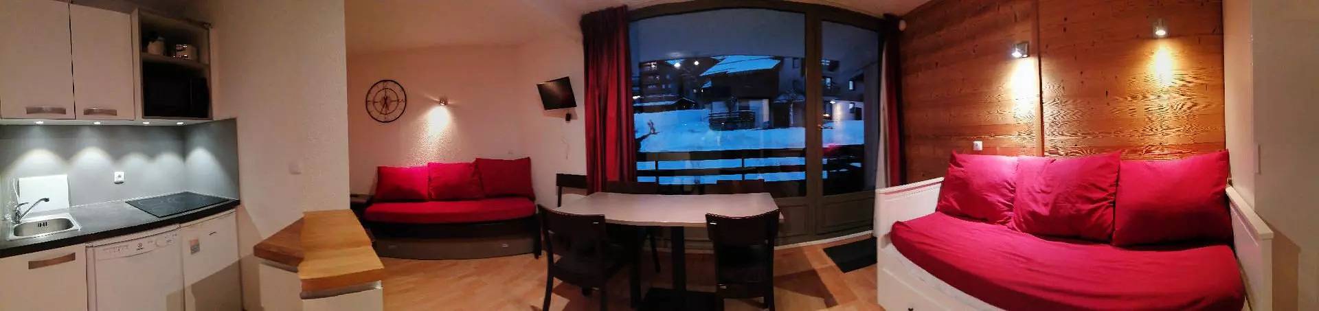 Studio entier, Appartement agréable et lumineux, balcon côté sud in La Plagne, Aime-la-Plagne