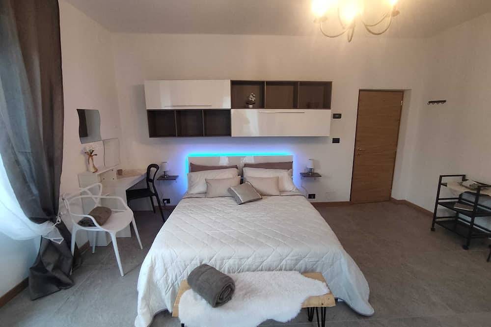 Ganze Wohnung, Ferienwohnung Tirano, Bahnhof und Dienstleistungen: die Basis für das Veltlin in Tirano (stadt), Tirano