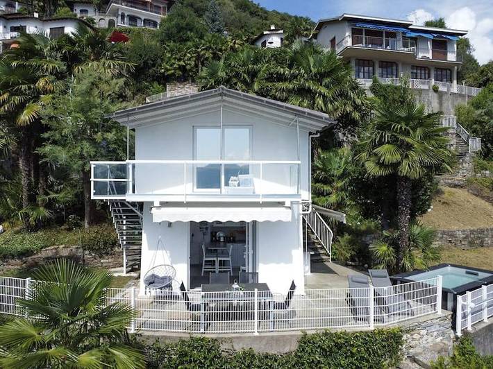 Ferienhaus für 5 Personen, mit Seeblick und Garten sowie Balkon und Ausblick am Lago Maggiore - 2