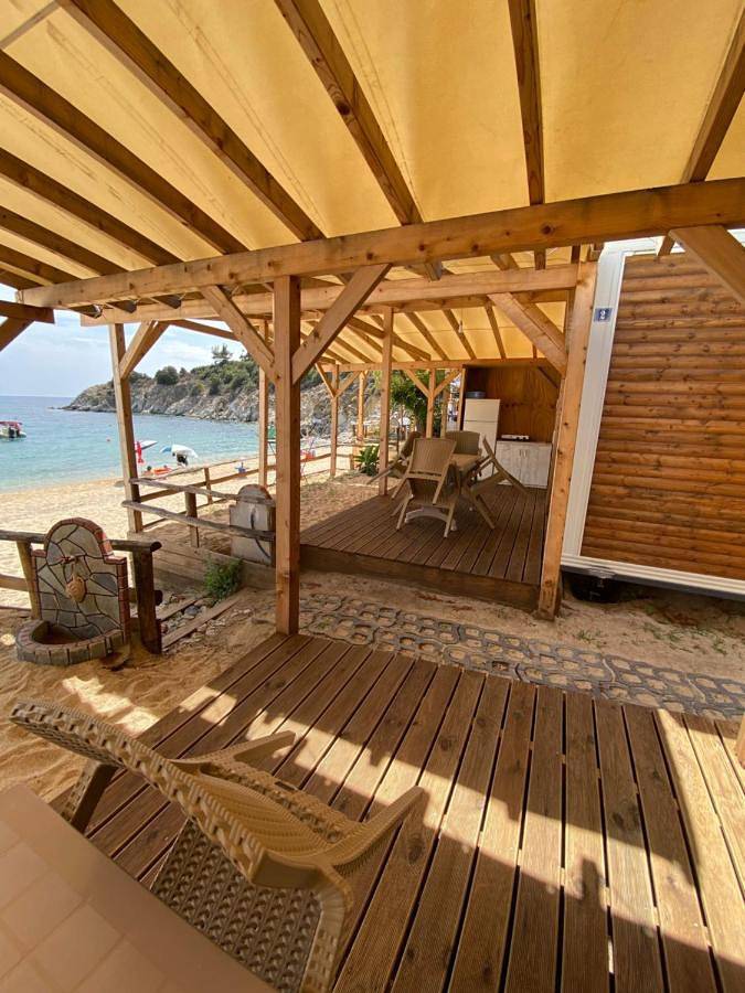 Camping für 4 Personen, mit Terrasse und Garten sowie Ausblick in Griechenland