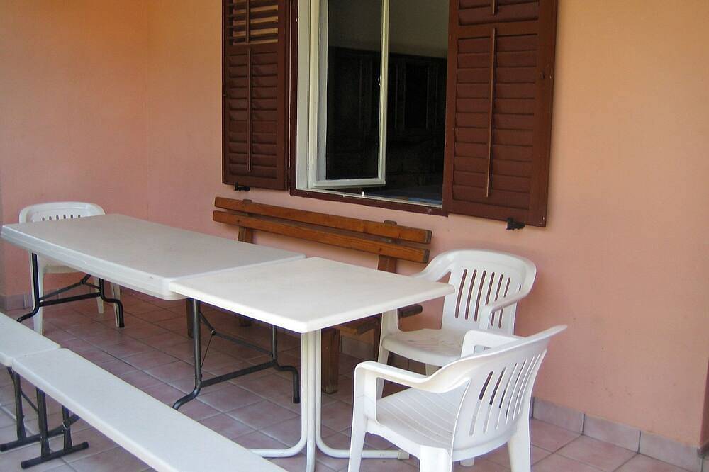 Appartamento intero, Appartamento di quattro stanze con terrazzo e vista mare Vlasici, Pago - Pag (A-4319-b) in Vlasici, Pag