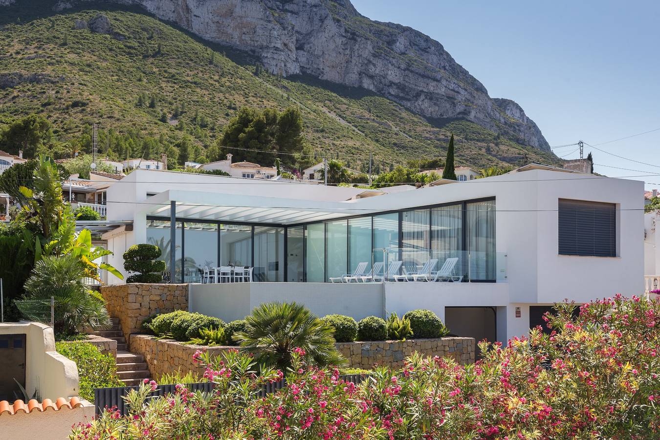 Villa lussuosa e all'avanguardia con splendida vista in Montgó, Dénia