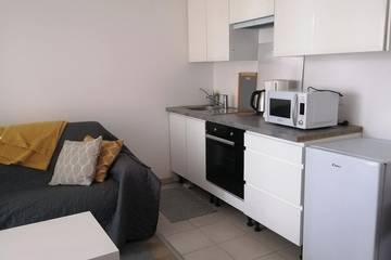 Appartement De Vacances pour 2 Personnes dans Colombes, Hauts-de-Seine, Photo 2