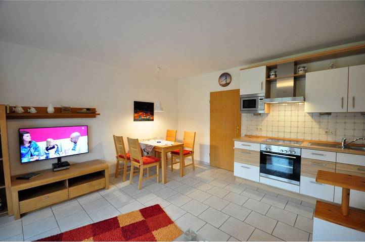 Ferienwohnung für 4 Personen, mit Terrasse und Garten in Werdum - 2