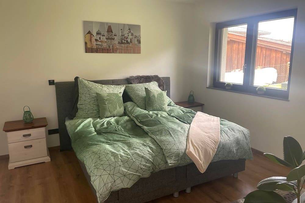 Ganze Wohnung, Ferienhaus Herre - Ferienhaus, Dusche und Bad, Wc, Erdgeschoß/Parterr in Freinberg, Innviertel