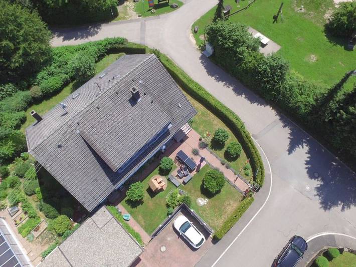 Ferienwohnung für 8 Personen, mit Balkon und Terrasse sowie Garten in Waldbrunn - 2