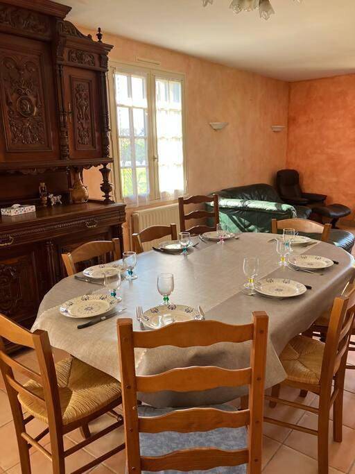 Five-Bedroom House in Vaudelnay, Vallée de la Loire