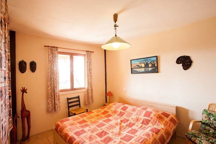 Location de vacances pour 6 personnes, avec jardin et balcon à Saint-Aubin-de-Nabirat - 2