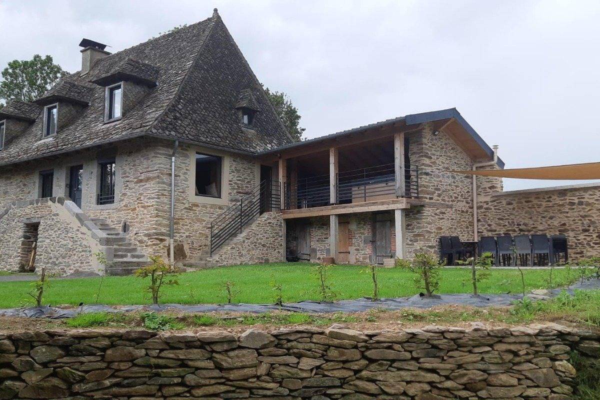 Gite pour 8 personnes avec jacuzzi, à proximité d'Aurillac in Arpajon-sur-Cère, Région d'Aurillac