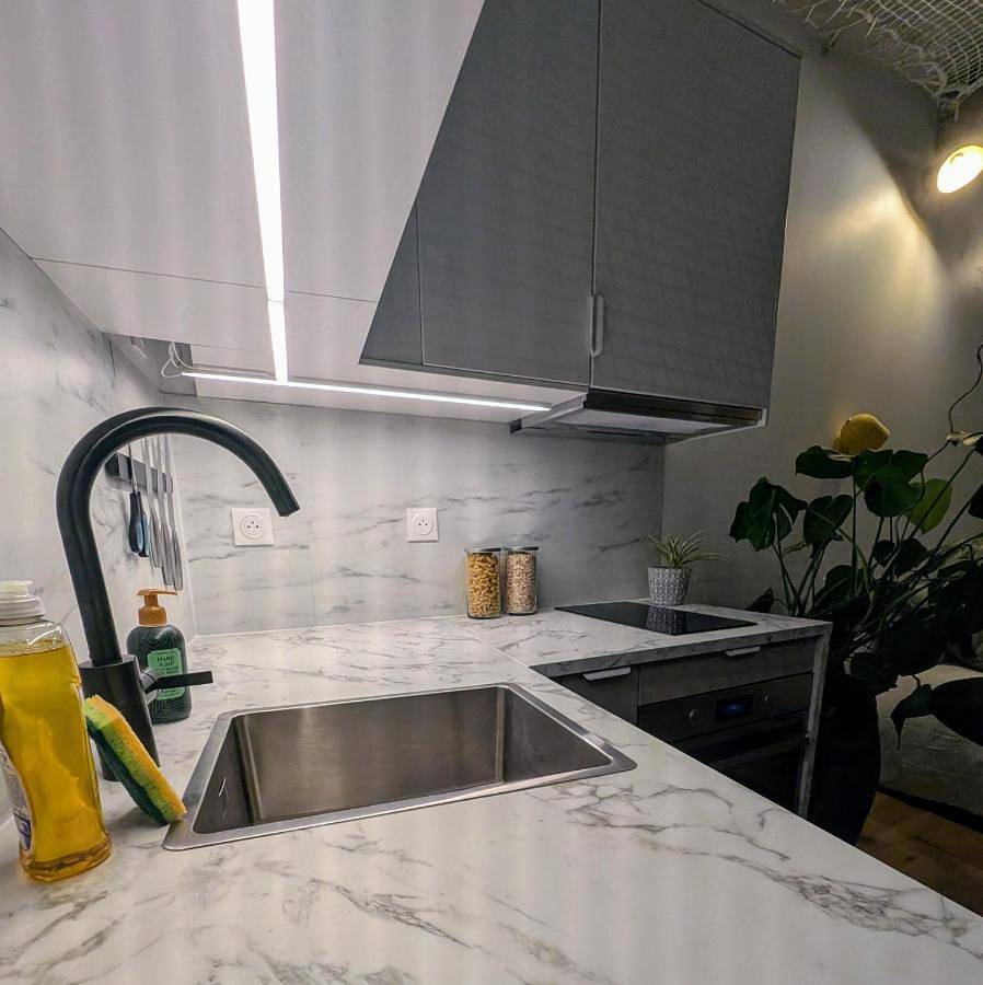 Appartement entier, One-Bedroom Apartment in Cenon, Région de Bordeaux