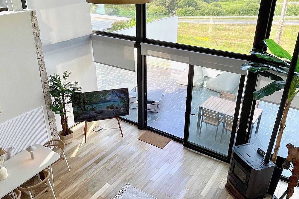 The Cliffs - Oceanlight in O Vicedo, Galician Coast